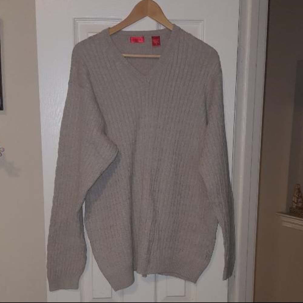 Izod men v neck cotton sweater